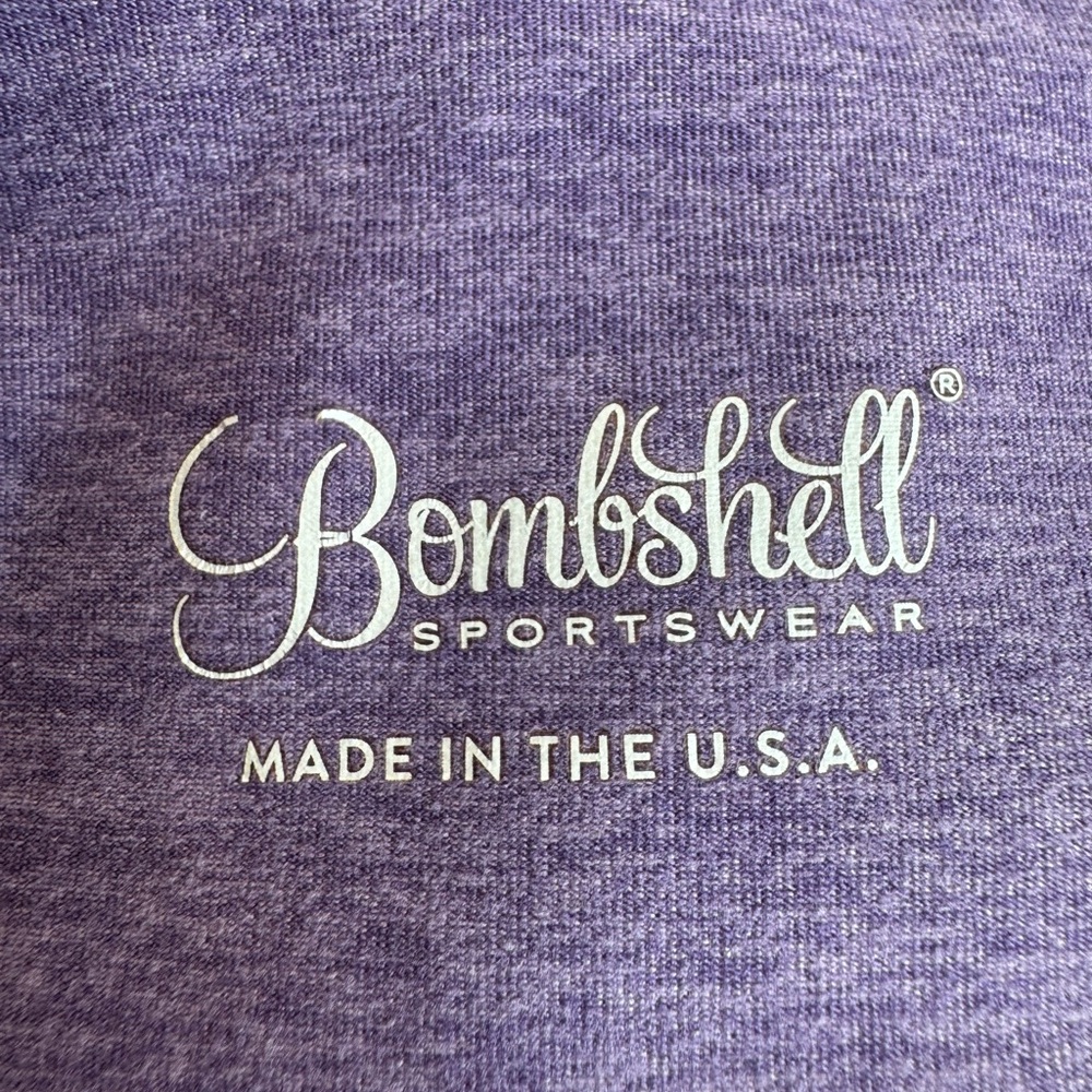 Bombshell Sportswear Tiny Waist V Front Scrunch Butt Shorts Violet Size Small - Picture 8 of 12